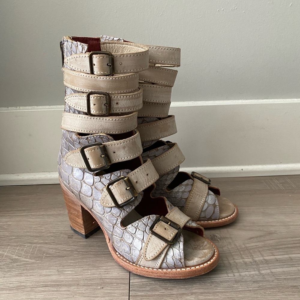 Freebird BOND - Taupe Croco Size 6